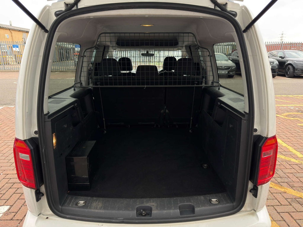 Volkswagen Caddy Maxi Life 2L Null Blue #31