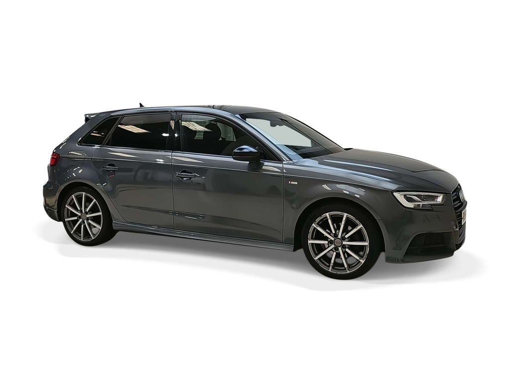 Audi A3 Sportback 35 Tfsi Black Edition RO68YFM  #2