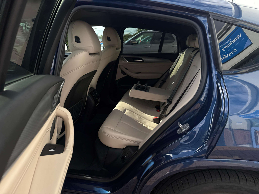 BMW X4 M40i Black #40