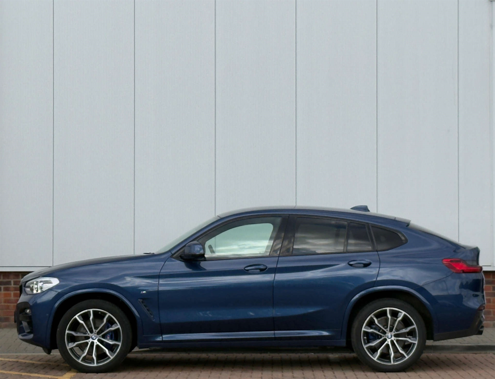 BMW X4 M40i Black #10