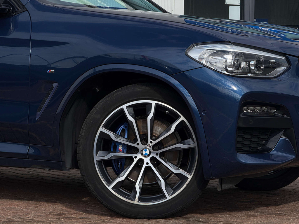 BMW X4 M40i Black #20