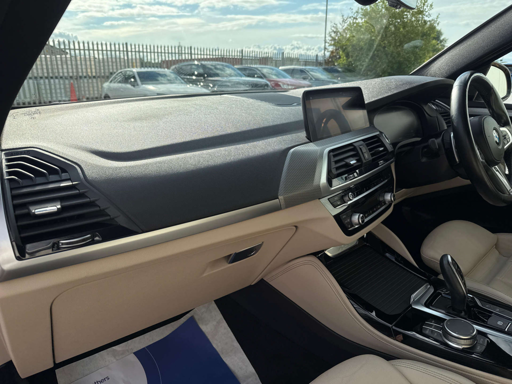BMW X4 M40i Black #43