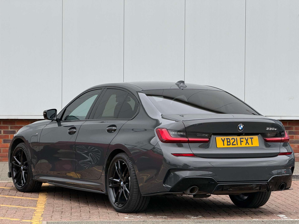 BMW 3 Series 330I M Sport Step Black #4