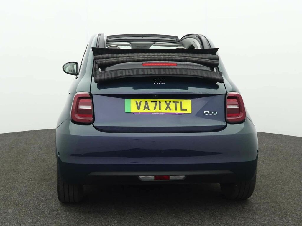 Fiat 500E C Passion Black #3