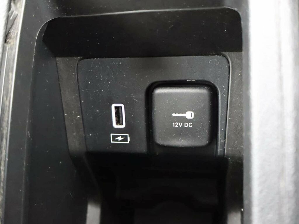 Fiat 500E C Passion Black #21