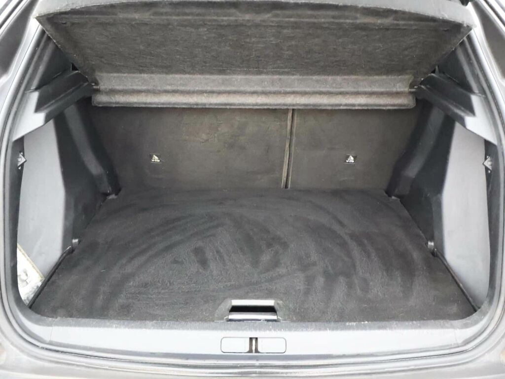 Peugeot 2008 1.2 Puretech Allure Grey #7