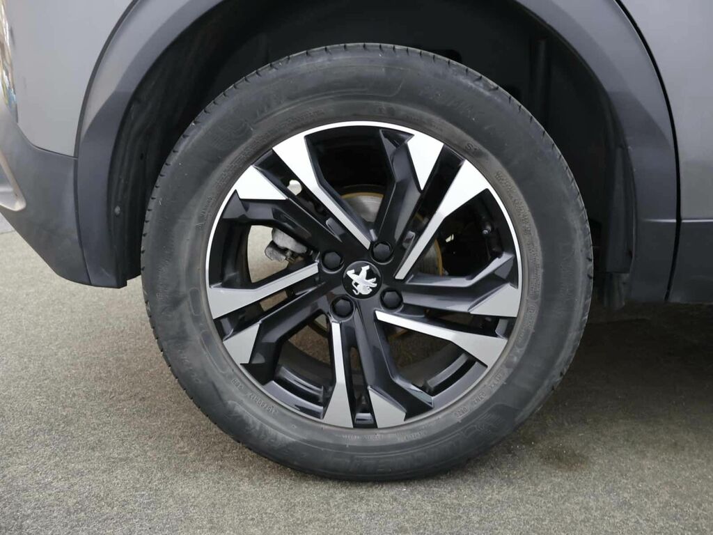 Peugeot 2008 1.2 Puretech Allure Grey #6