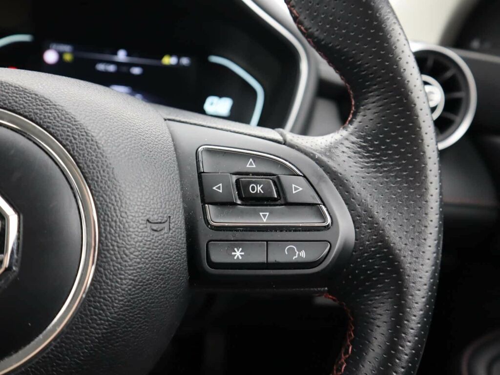 MG HS 1.5 T Gdi Se Suv Silver #23