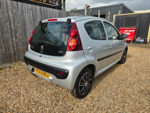 Peugeot 107 Active KS13ODJ Silver #3
