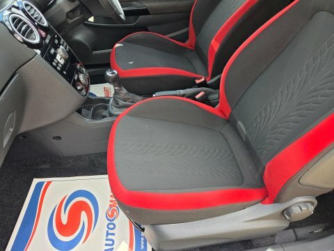 Vauxhall Corsa Excite Red #25