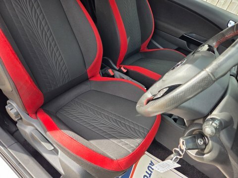 Vauxhall Corsa Excite Red #17