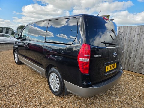 Hyundai I800 Crdi Se Black #5