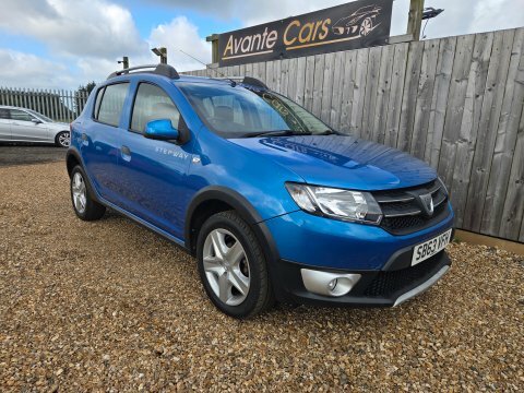 Dacia Sandero Stepway Laureate Tce Blue