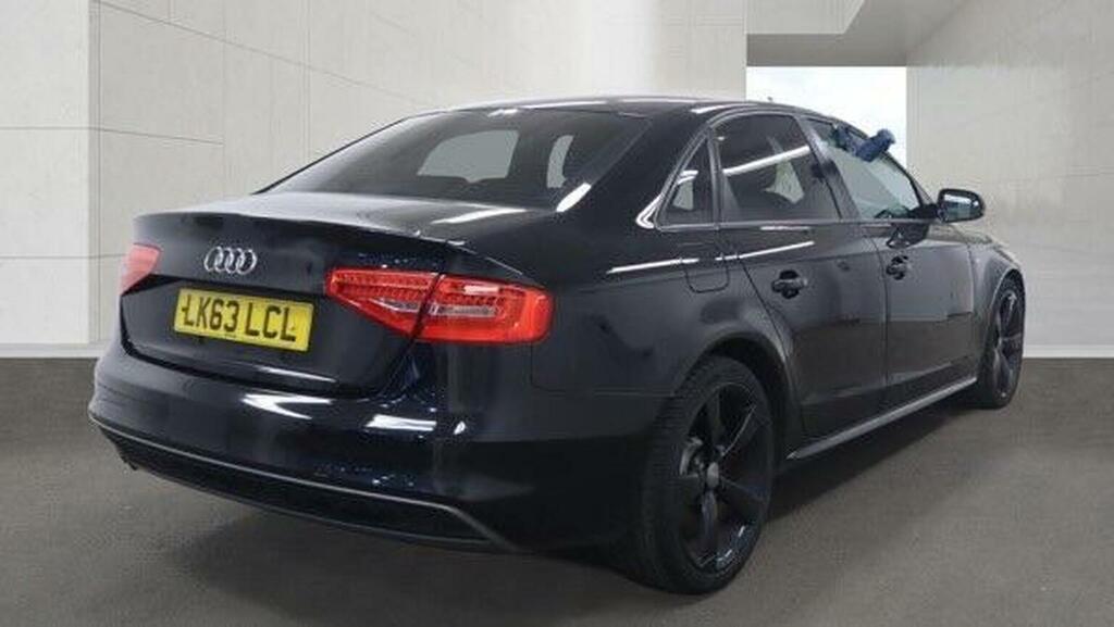 Audi A4 2.0 Tdi Black Edition Euro 5 Ss 2013 Black #4