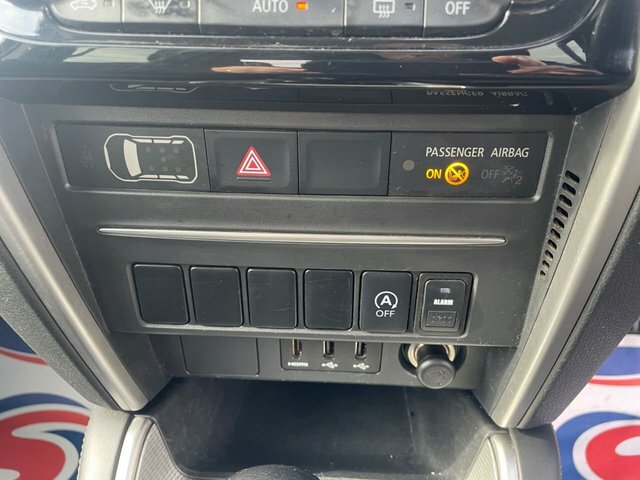 Mitsubishi L200 2.2L Dc Warrior White #22