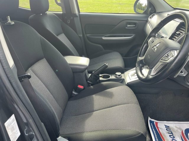 Mitsubishi L200 2.2L Dc Warrior White #12