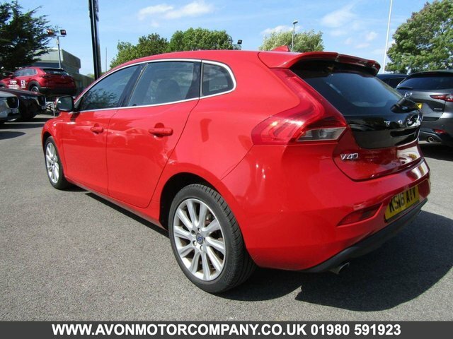Volvo V40 2.0 D4 Se Lux Nav Hatchback Euro Red #4