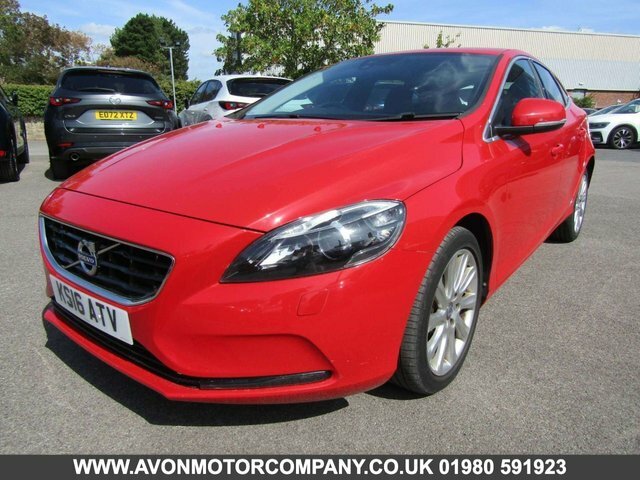 Volvo V40 2.0 D4 Se Lux Nav Hatchback Euro Red #2