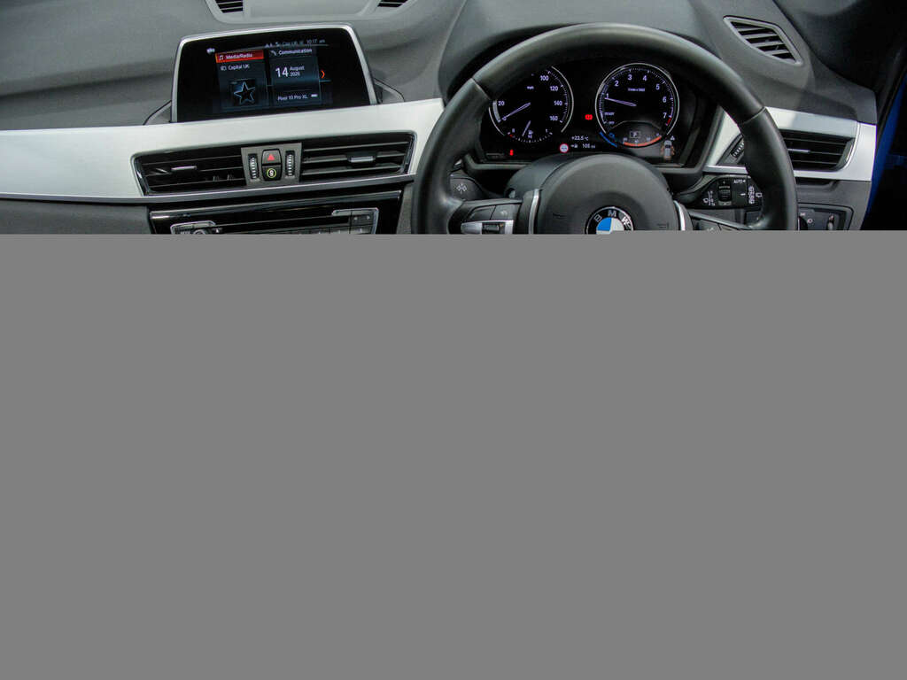 BMW X1 1.5 X1 Sdrive 18I M Sport Blue #3