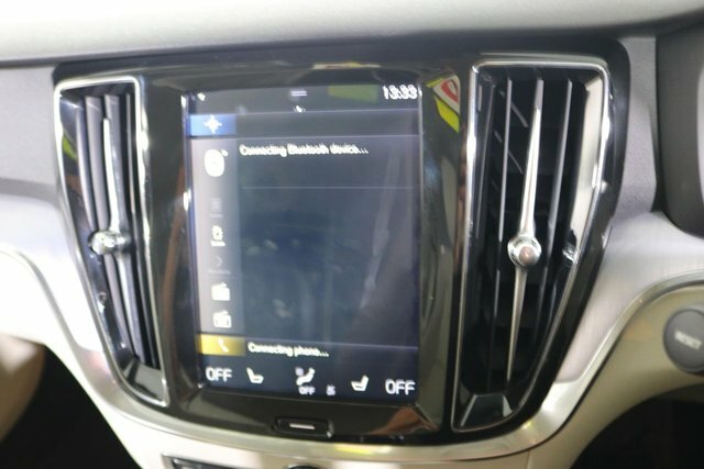 Volvo V60 Grey #36