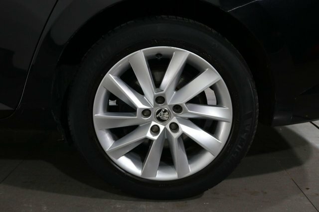 Skoda Superb 1.4 Superb Se Black #15