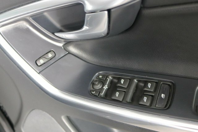 Volvo XC60  Grey #53