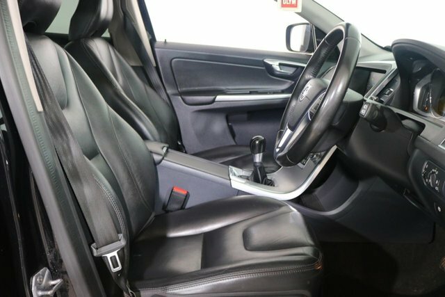 Volvo XC60  Grey #19
