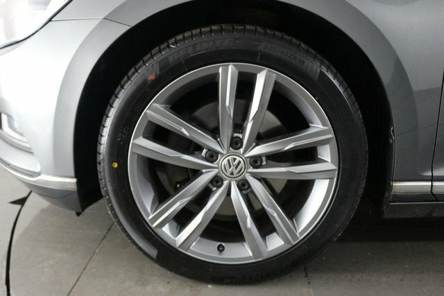 Volkswagen Passat Passat Gt Tdi Bluemotion Technology White #15