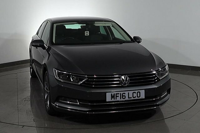 Volkswagen Passat Passat Gt Tdi Bluemotion Technology White #7
