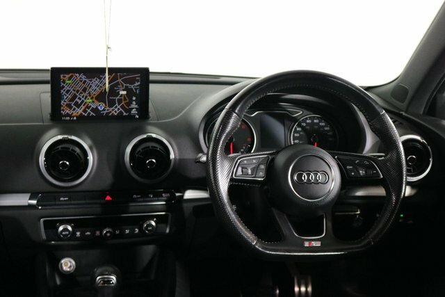 Audi A3 Black Edition 35 Tfsi 150 Ps S Tronic Blue #3