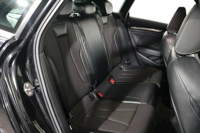 Audi A3 Black Edition 35 Tfsi 150 Ps S Tronic Blue #6