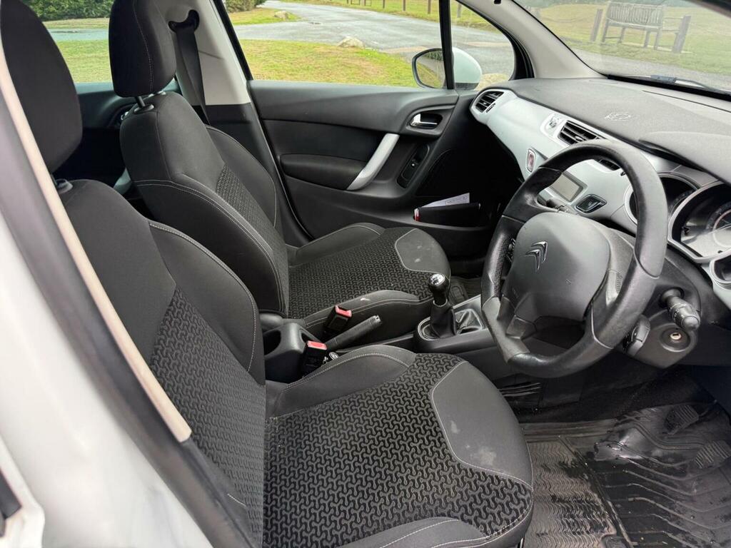 Citroen C3 Hatchback Vtr Plus 201161 Silver #16
