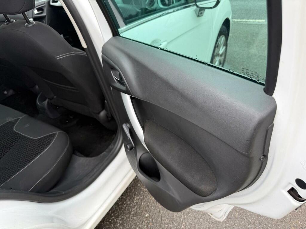 Citroen C3 Hatchback Vtr Plus 201161 Silver #18