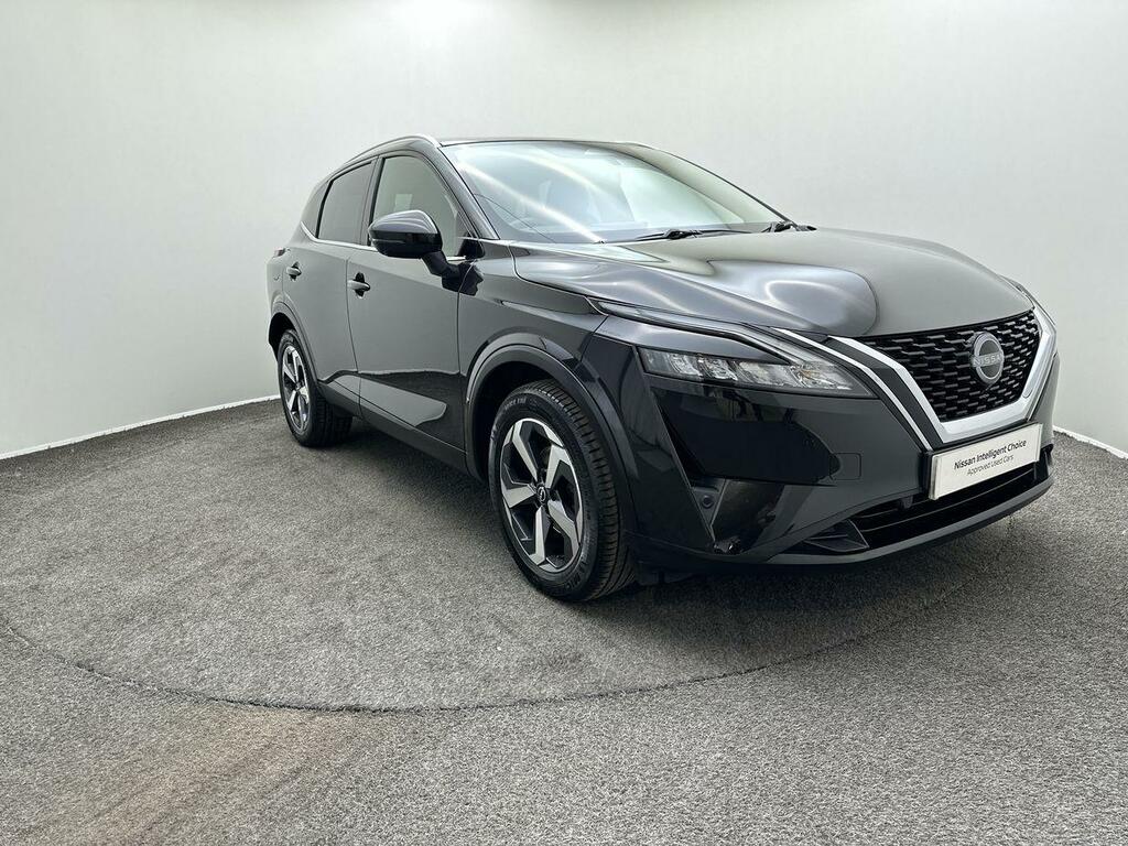 Nissan Qashqai 1.3 Dig-t Mh 158 N-connecta Glass Rf Xtronic Black