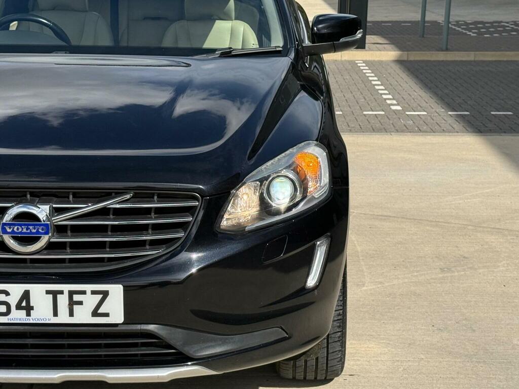 Volvo XC60  White #18