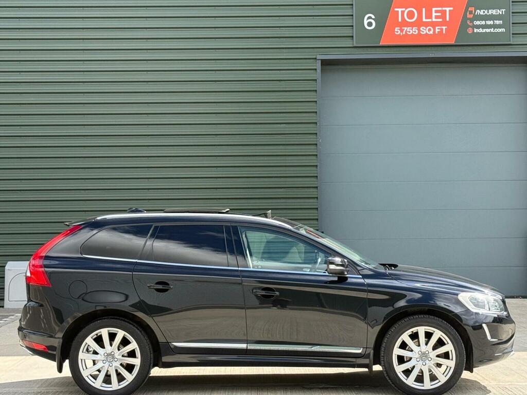 Volvo XC60  White #15