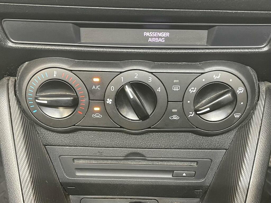 Mazda 2 1.5 Se-l Nav Blue #32