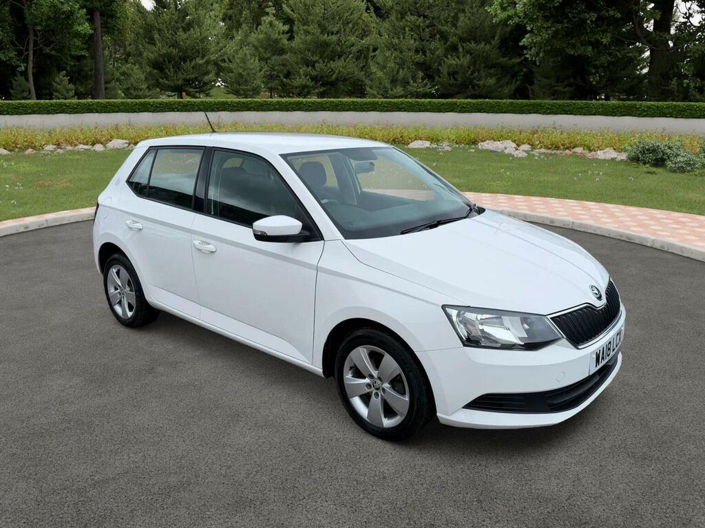Skoda Fabia 1.0 Se Euro 6 Ss White #4