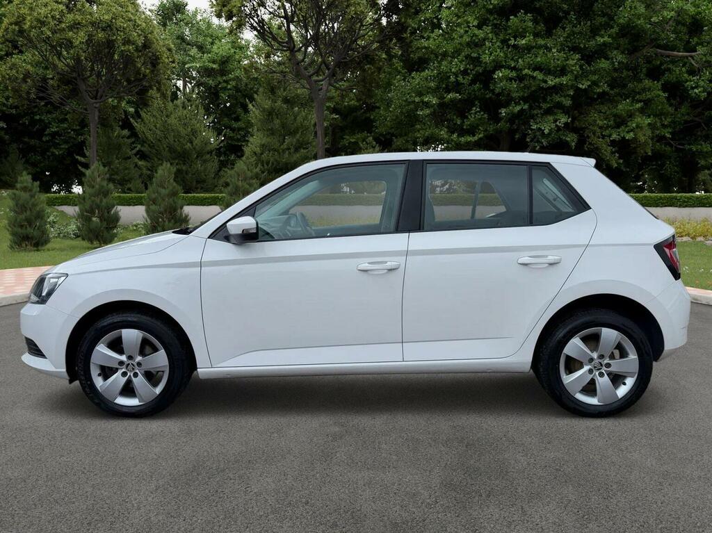Skoda Fabia 1.0 Se Euro 6 Ss White #6