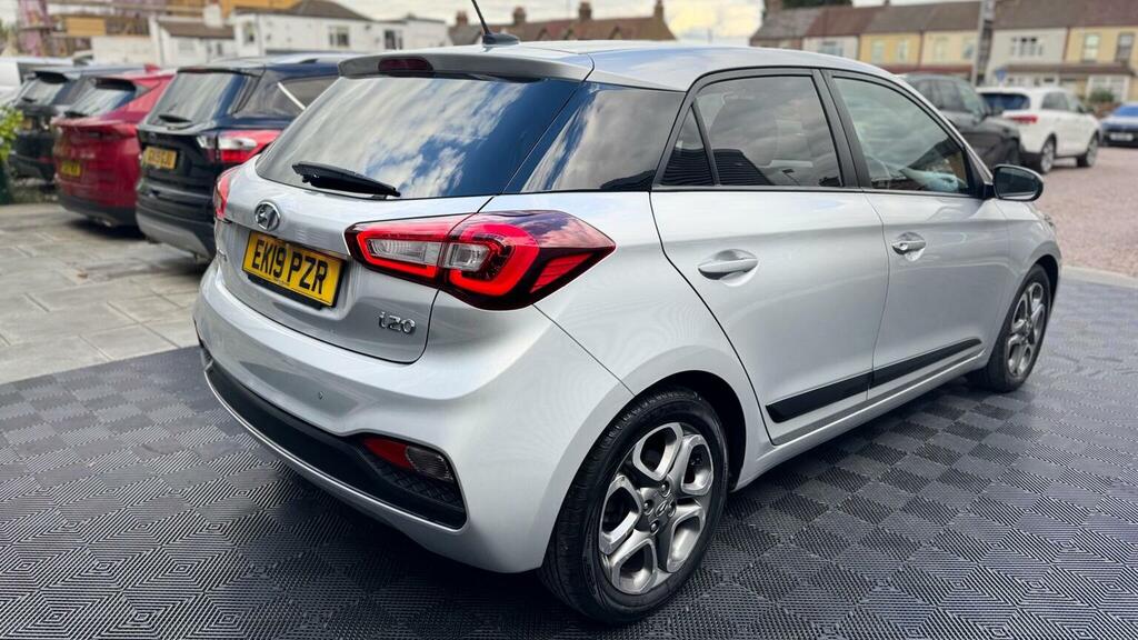 Hyundai I20 I20 Play Mpi White #8