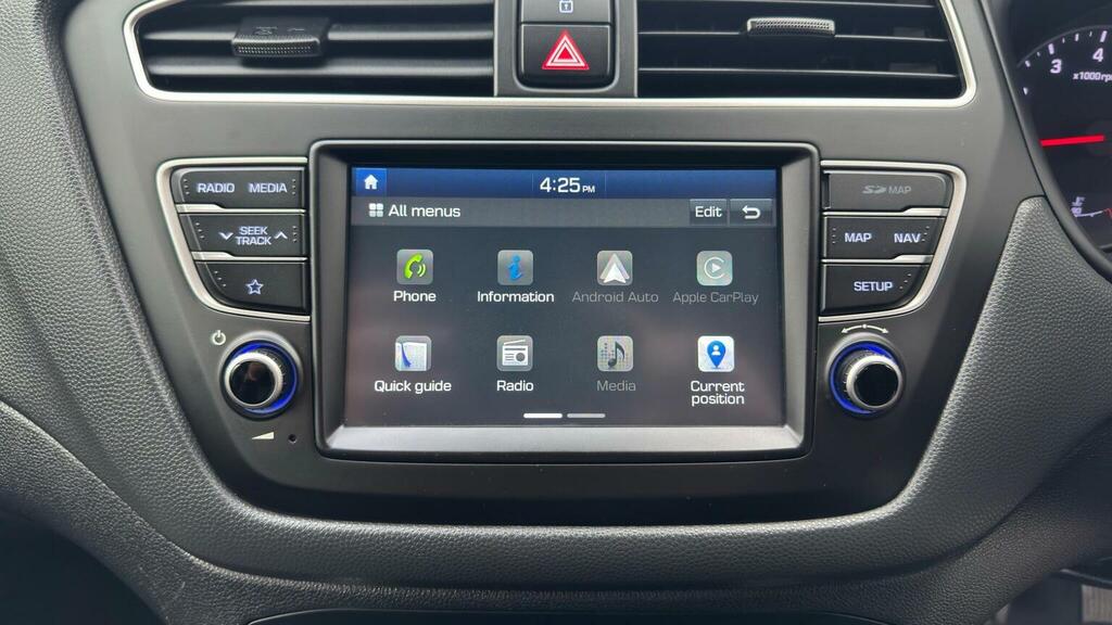 Hyundai I20 I20 Play Mpi White #39