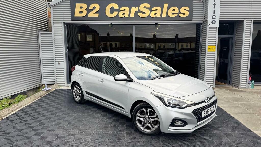 Hyundai I20 1.0 T-gdi Premium Nav Dct Euro 6 Ss Grey
