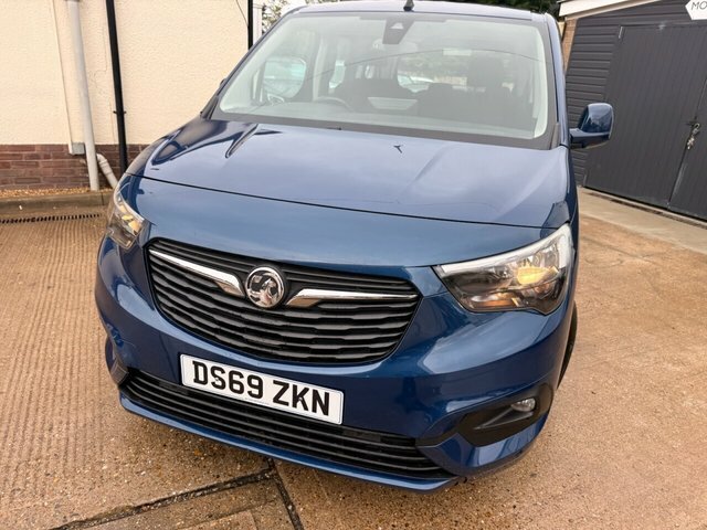 Vauxhall Combo Life 1.5 Turbo D Blueinjection Energy Mpv Au Blue #6