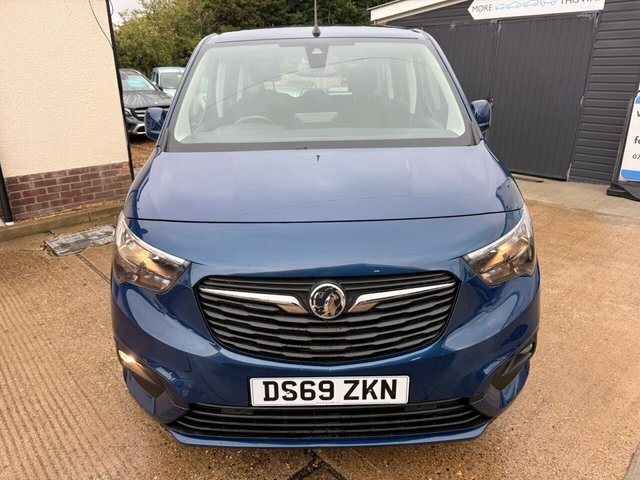 Vauxhall Combo Life Mpv Blue #8