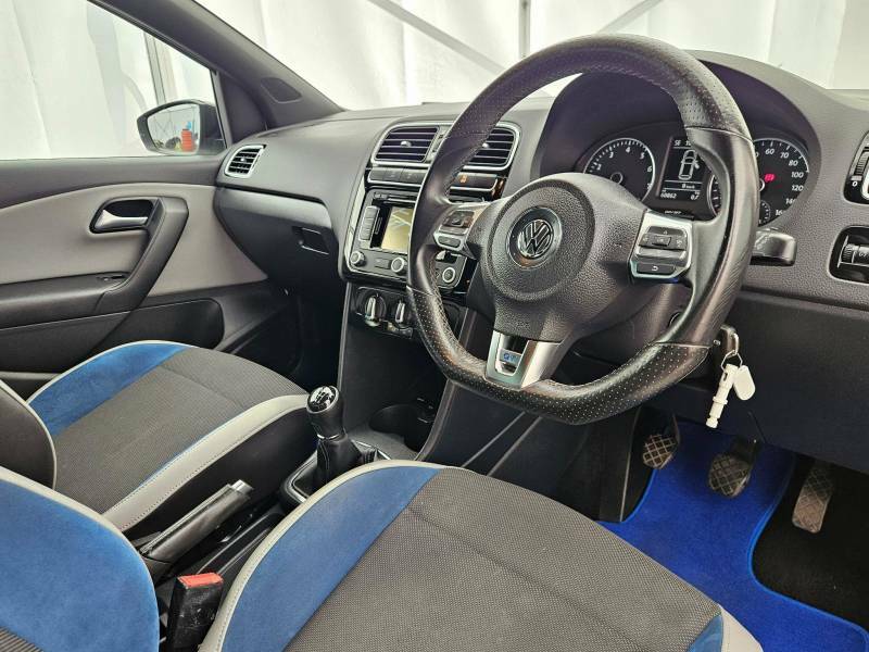 Volkswagen Polo Hatchback White #10