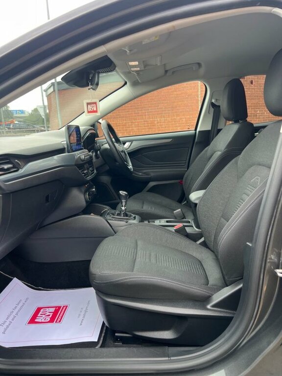 Ford Focus 1.0 Ecoboost Hybrid Mhev 155 St-line Edition White #26