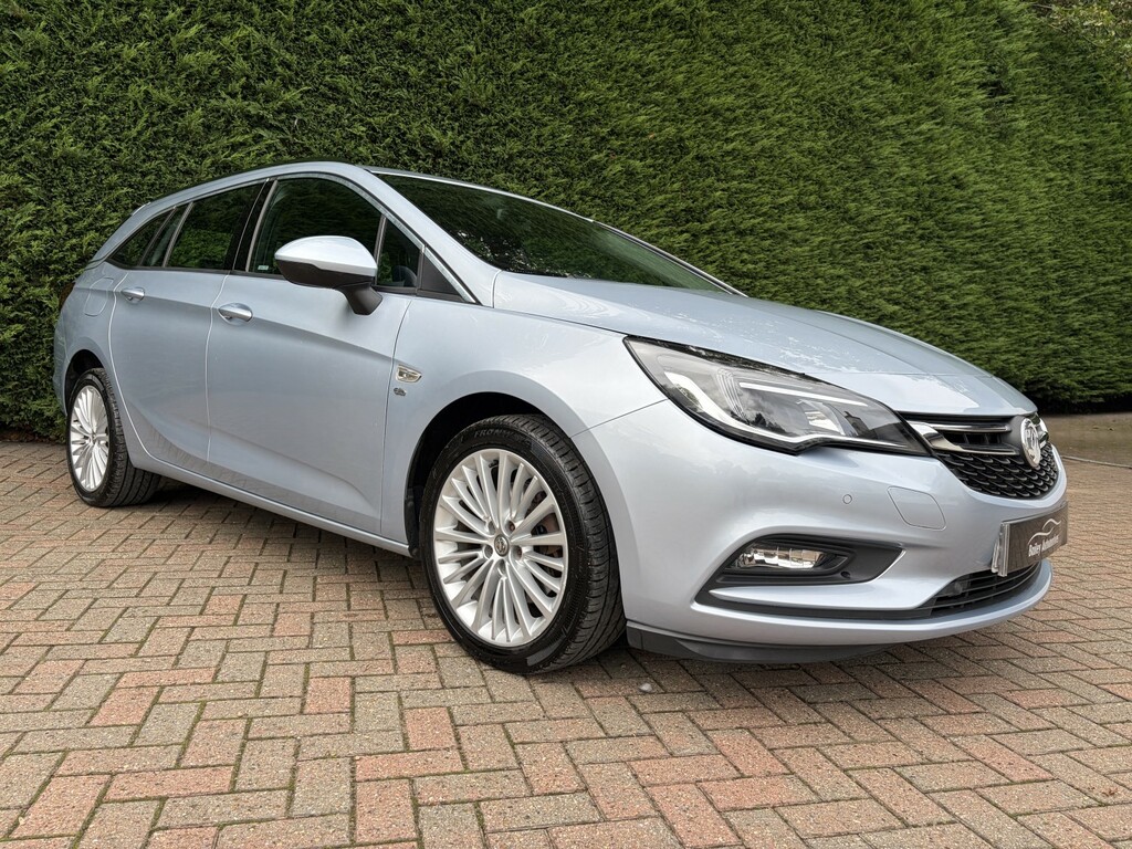Vauxhall Astra 1.6 Cdti Blueinjection Elite Nav YH67HBK Silver #4