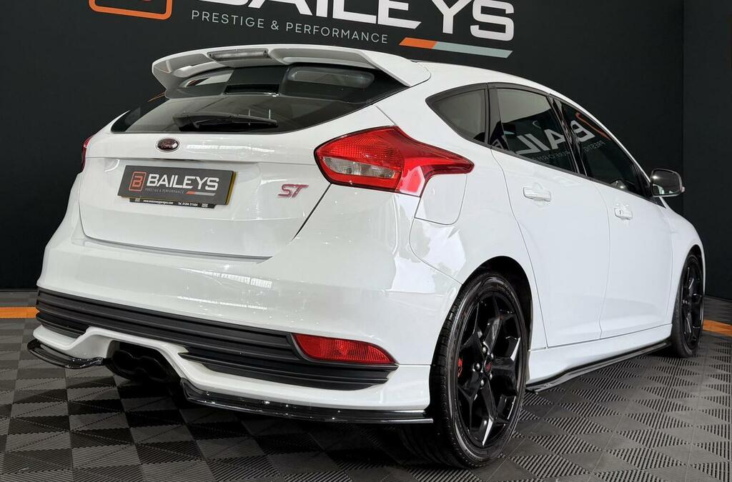 Ford Focus 2.0T Ecoboost St-2 Euro 6 Ss 201515 FN15DFE White #6