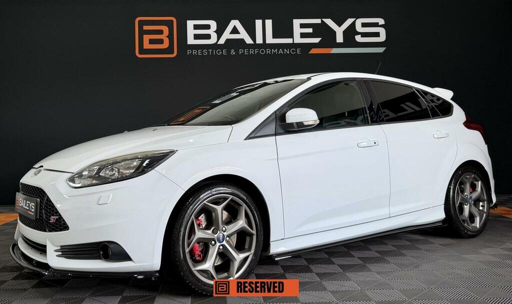 Ford Focus 2.0T Ecoboost St-3 Euro 5 Ss 201313 White