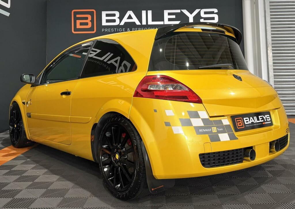 Renault Megane 2.0T Team F1 Team R26 Yellow #5